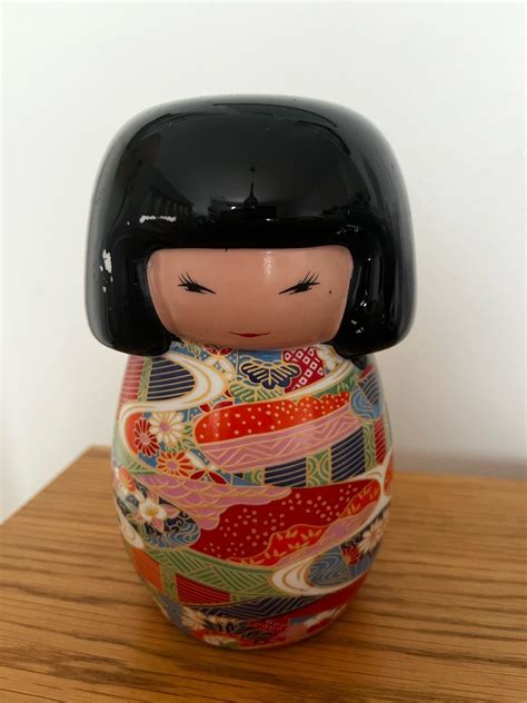 Se Produkter Som Liknar Japanese Kokeshi Shaped Doll P Tradera