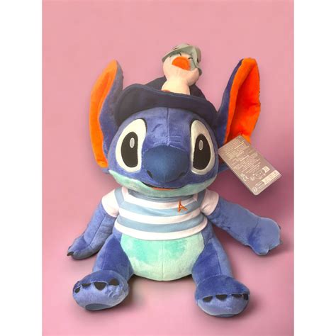 Peluche Stitch Et Son Canard Collection Paris