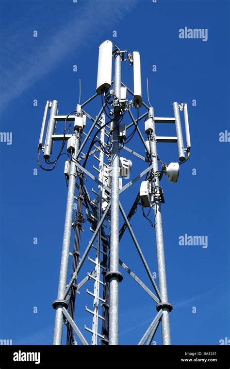 Mobile Funk Masts Hi Res Stock Photography And Images Alamy