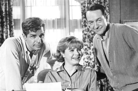 The Patty Duke Show: Veteran Character Actor William Schallert Dies at 93 - canceled + renewed ...