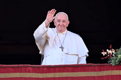 Pope Francis Approves Allowing Catholic Priests To Bless Same Sex Couples The Forum Agora