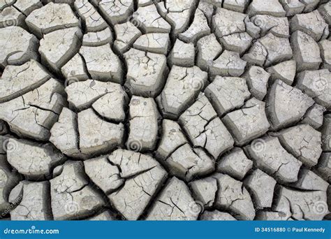 Grietas En Tierra Durante Sequ A De La Estaci N Seca Foto De Archivo