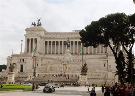 Monument Of Victor Emmanuel Ii Christine Loves To Travel