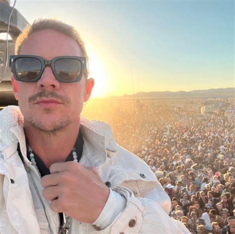 Diplo Questions His Sexuality After Revealing Hes Received Oral