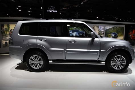 Mitsubishi Pajero 5-door