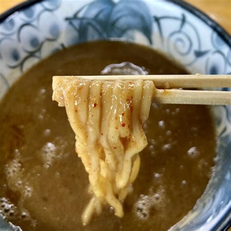 らーめん萬亀＠秋田県秋田市山王にてつけ油そば味噌つけ汁濃厚をオーダー！濃いめな味噌ダレの油そば×濃厚な豚骨魚介系スープの食べ応え最強クラス