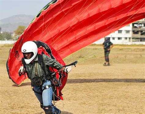 Feel The Thrilling Paragliding In India With Fly Sikkim Adventure