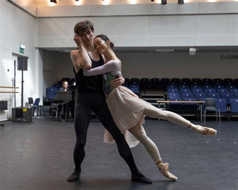 The Royal Ballet S William Bracewell And Fumi Kaneko In Rehearsal For