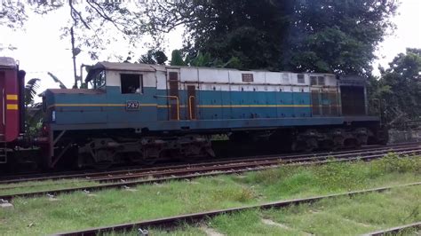 Sri Lanka Railway M4 747 Kelani Siyane Kumari Train Weligama Railway