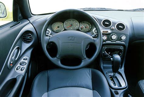 Image: 2001 Hyundai Tiburon interior, size: 550 x 373, type: gif ...