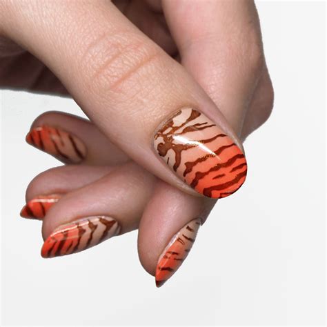 Tiger King Nail Art | Tiger stripe nails, Nail art stripes, King nails