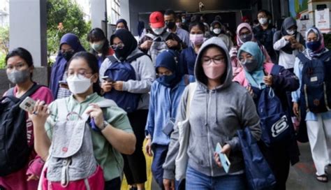 Epidemiolog Ugm Akhir Pandemi Merujuk Covid Bukan Ancaman Utama