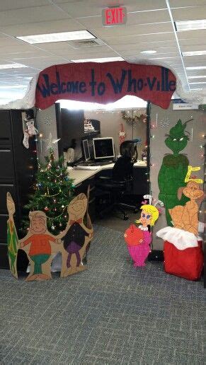 Pin By Trish Holtzinger On Workspace Nation Office Christmas Decorations Christmas Cubicle