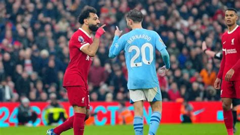 Manchester City Liverpool Draw 1 1 As Three Horse Race For Premier