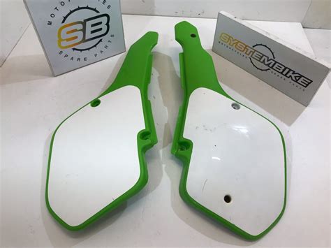 Carene Tabelle Porta Numero Kawasaki Kx Art