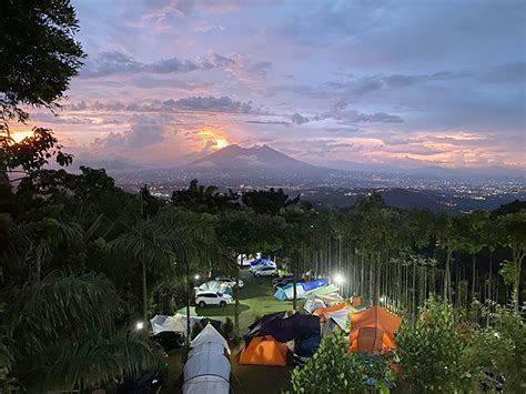 14 Tempat Camping Di Bogor Yang Lagi Hits Dengan View Gunung