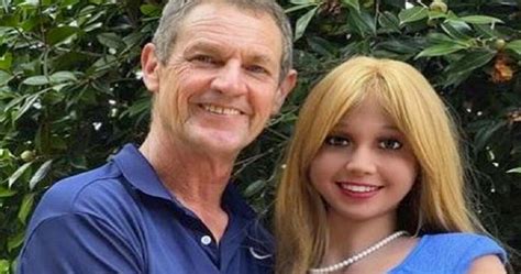 Jag gick flera år utan att ha sex men en docka hjälpte mig att älska igen