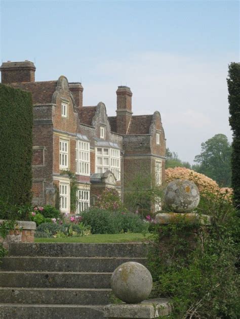 Godinton House and Gardens in Kent | Altes haus, Landhaus, Innenräume