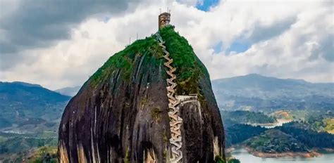 LA IMPERDIBLE PIEDRA PEÑOL DE GUATAPÉ Historia