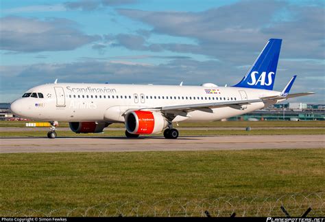 Se Rof Sas Scandinavian Airlines Airbus A N Photo By Simon Fewkes