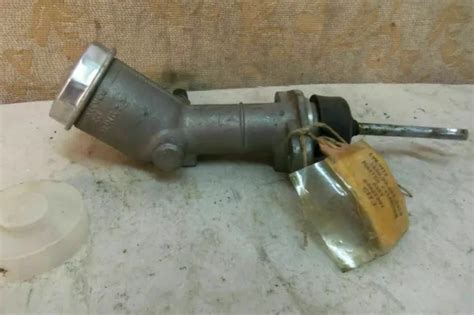 Nos Ford Zephyr Zodiac 4 6 Mk3 211e 213e 214e Girling Master Cylinder