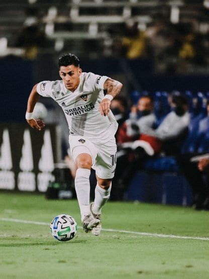 Cristian Pavón Su Posible Vuelta A Boca Y Cómo Decidió Vivir Este Tiempo Hasta Conocer Su