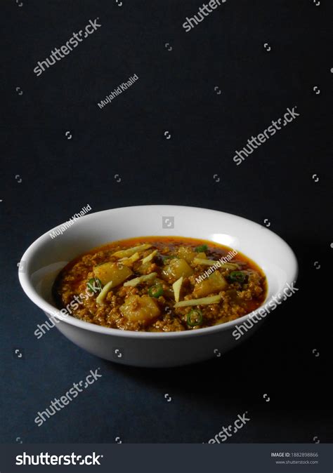 Pakistani Aloo Keema Curry Images Stock Photos Vectors Shutterstock