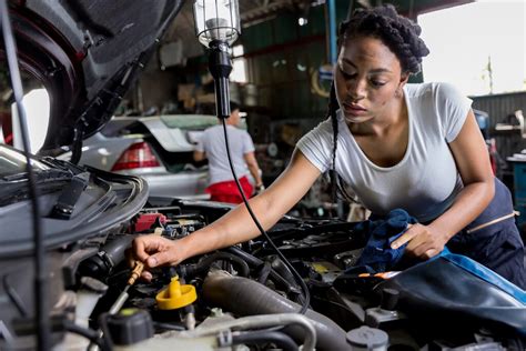 Mechanic Schools – Trade Schools Near You