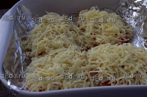 Куриное филе, запечённое с помидорами и сыром в духовке - пошаговый ...