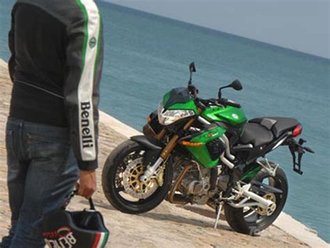 Benelli Tornado Naked Tre Sport Moto Zombdrive