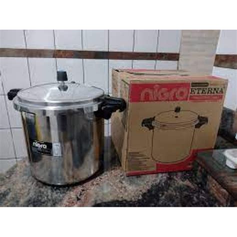 Panela de Pressão Nigro Eterna Profissional 20 Litros Polida aluminio