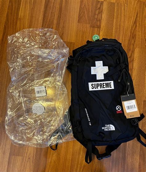 Supreme x north face summit series rescue chugach 16 backpack 男裝 袋