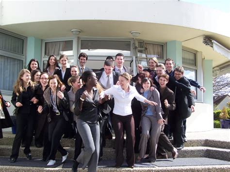 Photo De Classe Bts Hotellerie Promo De Lyc E Sainte