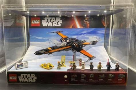 LEGO Star Wars Poes X Wing Fighter 75102 Display Showcase Diorama