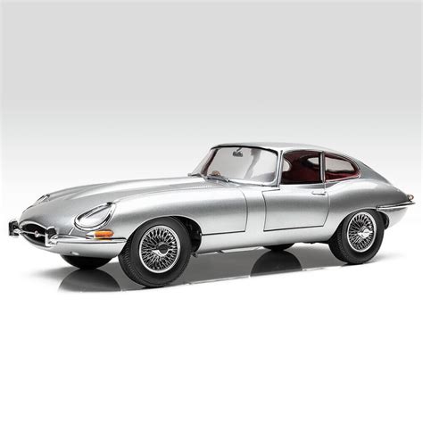 Jaguar Genuine Limited Edition E Type 1 18 Scale Model Silver