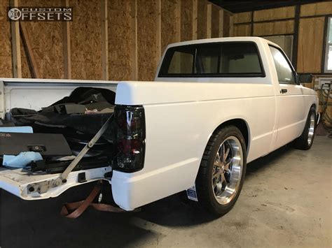 1991 Gmc Sonoma With 18x85 10 Vision Torque And 21545r18 Bfgoodrich G