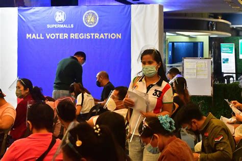 Comelec To Open Satellite Voter Registration In Malls Abs Cbn News