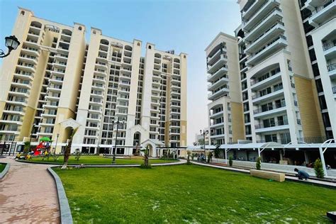 Bhk Flats In Zirakpur El Spazia