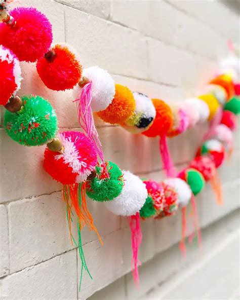 10 Diy Pom Pom Garlands