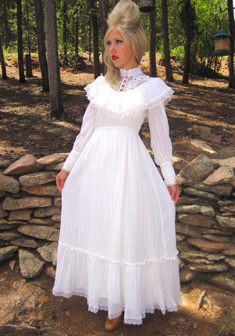 Gunne Sax Victorian Style Ivory Lace Ruffle Gown Full Leng Flickr