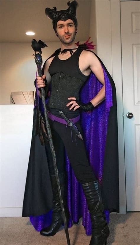 Pin By Cerul On Male Witch Disney Halloween Costumes Mens Halloween