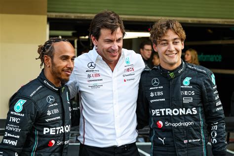 F1 Toto Wolff Prolonge Avec Mercedes Jusquà Fin 2026