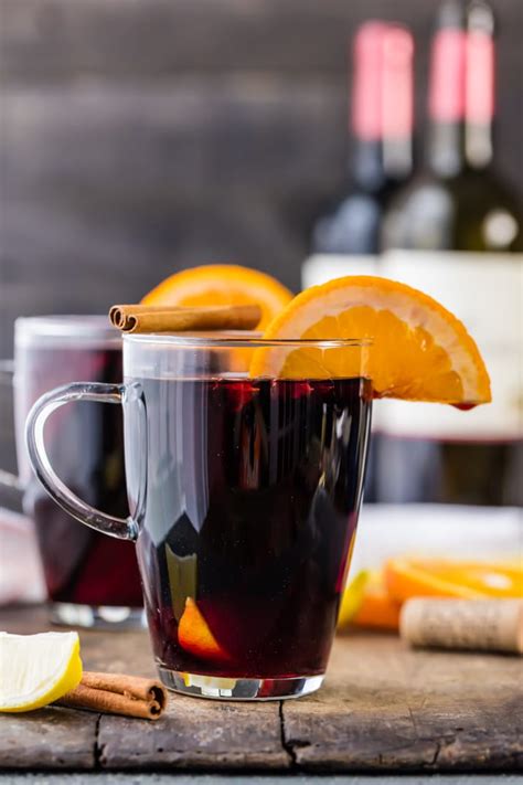 Mulled Wine Recipe {Holiday Spiced Wine} -The Cookie Rookie (VIDEO!)