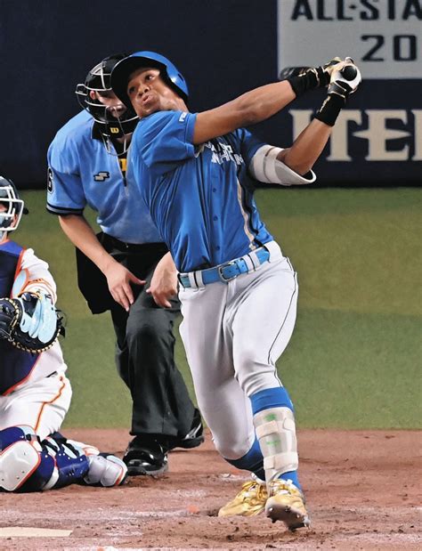 【動画】全パ・万波が逆方向へ球宴初打席初本塁打：中日スポーツ・東京中日スポーツ