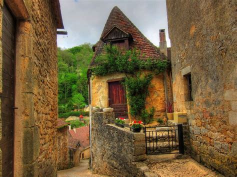 Beynac and the Chateau of Beynac | Les Eyzies de Tayac