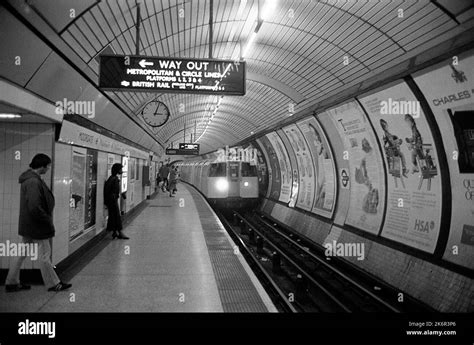 London tube, England Stock Photo - Alamy