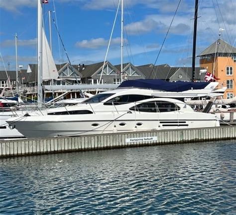 Used Azimut Topboats