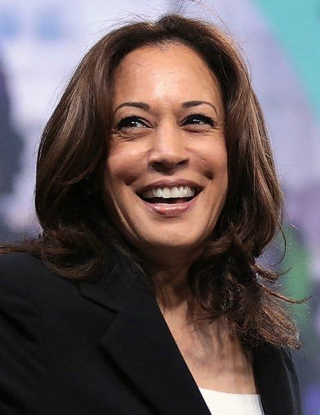 Kamala Harris With Three Luxury Houses Has A New Address Soapboxie