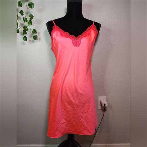 Victorias Secret Hot Pink Satin Lace Slip Size Medium Gem