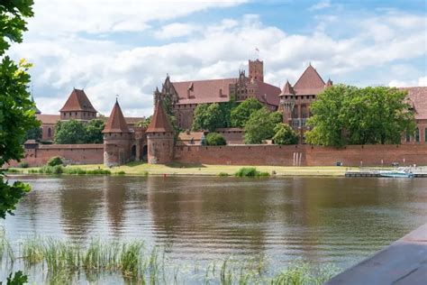 Zamek W Malborku Gotycki Zamek Krzy Acki Poznaj Histori Powstania